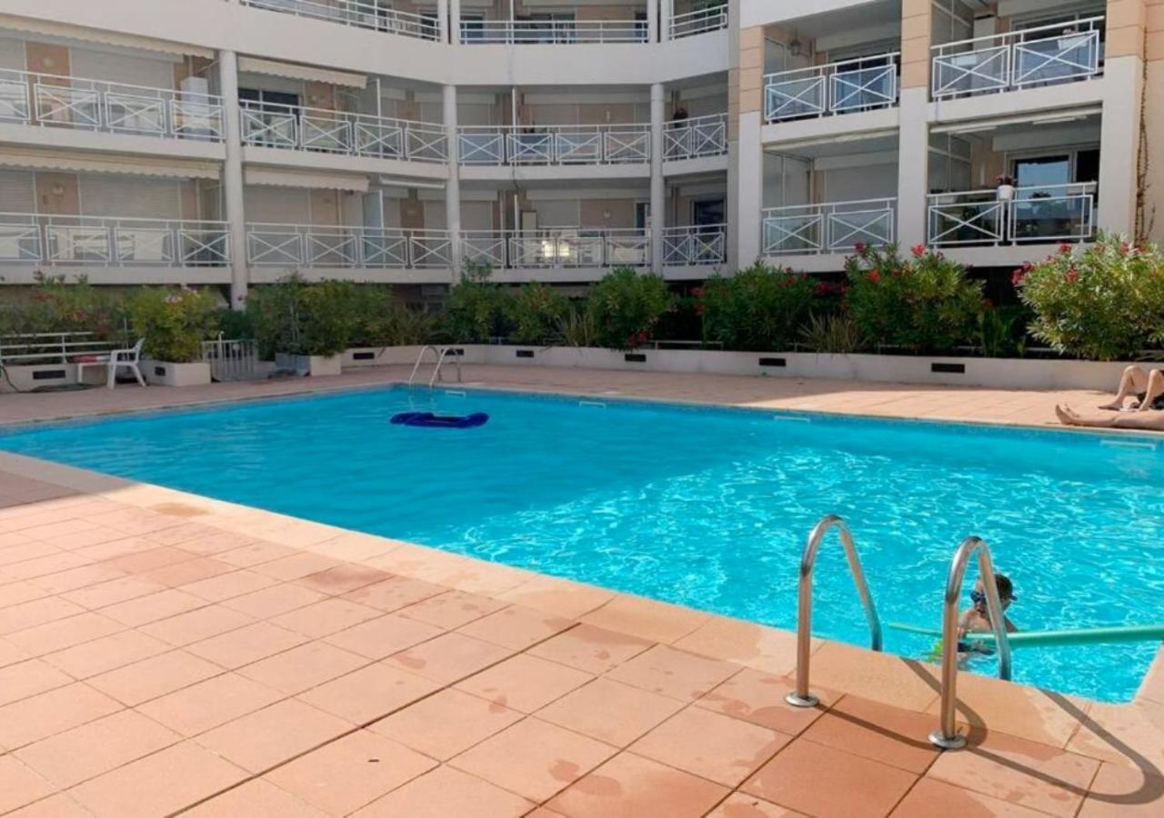 ואלאוריס Amour Azur Appartement Pour 2 Avec Jacuzzi Et Terrasse A 2 Minutes De La Mer מראה חיצוני תמונה